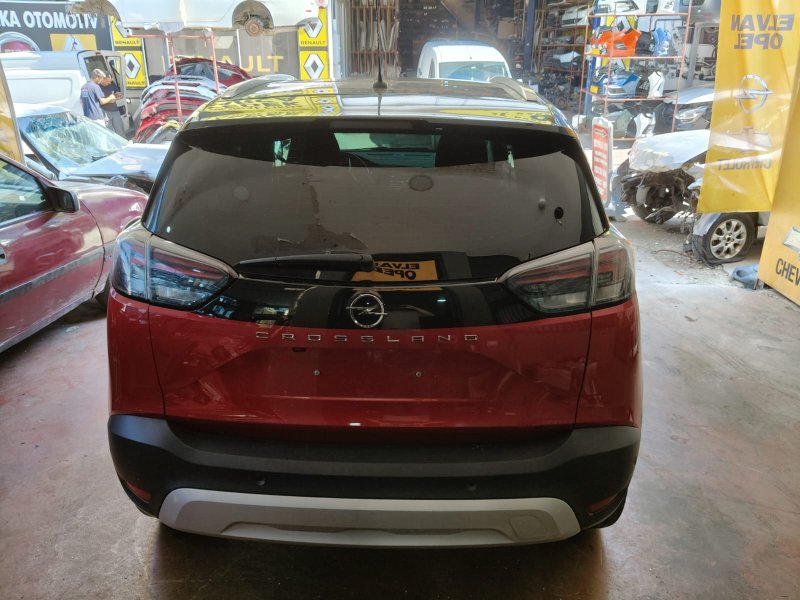 Opel Crossland Çıkma Bagaj Kapağı