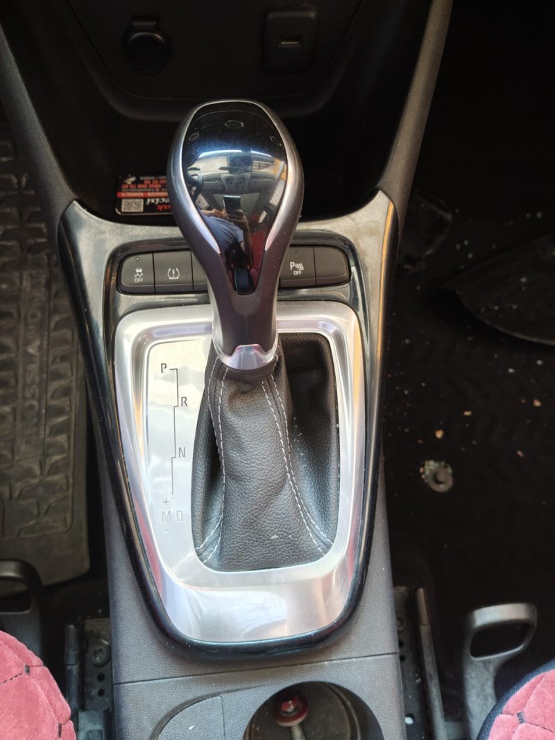 Opel Crossland Çıkma Otomatik Vites Kolu