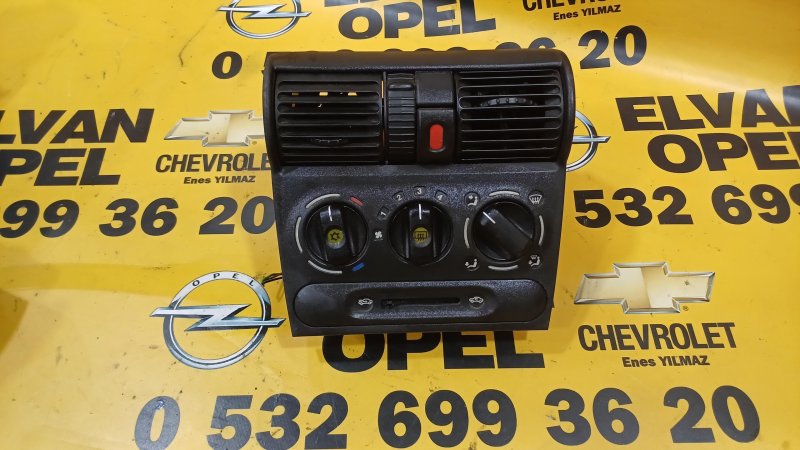 Opel Corsa B Çıkma Klima Paneli