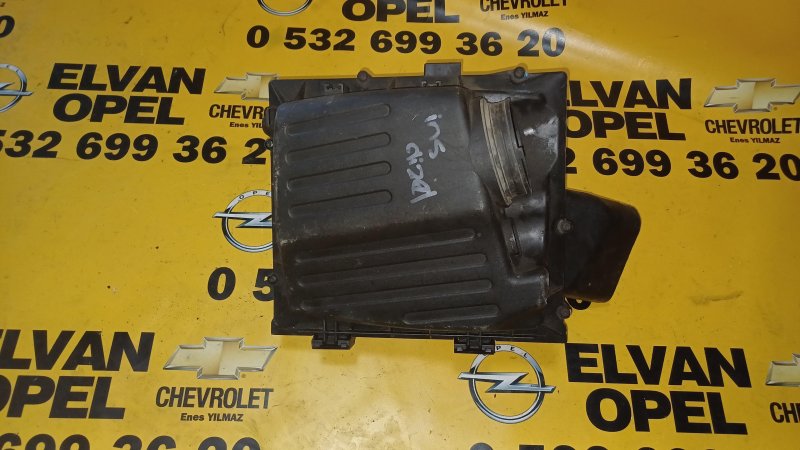 2009-2014 Opel İnsignia 2.0 Dizel Çıkma Hava Filtre Kutusu