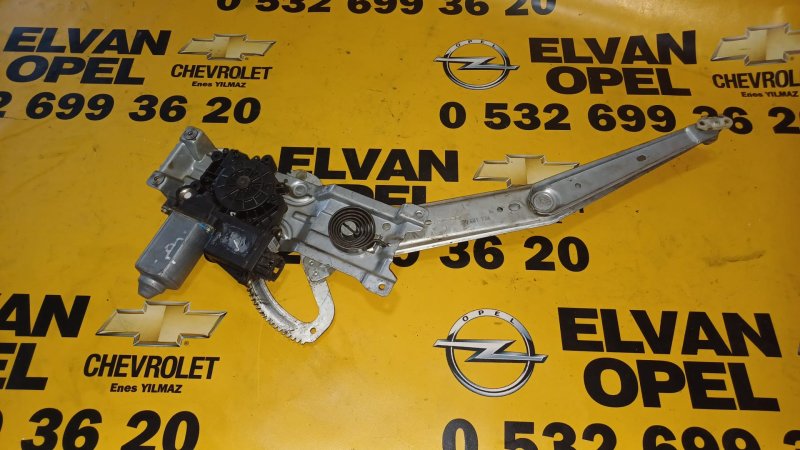 1994-2000 Opel Corsa B Çıkma Sağ Cam Krikosu