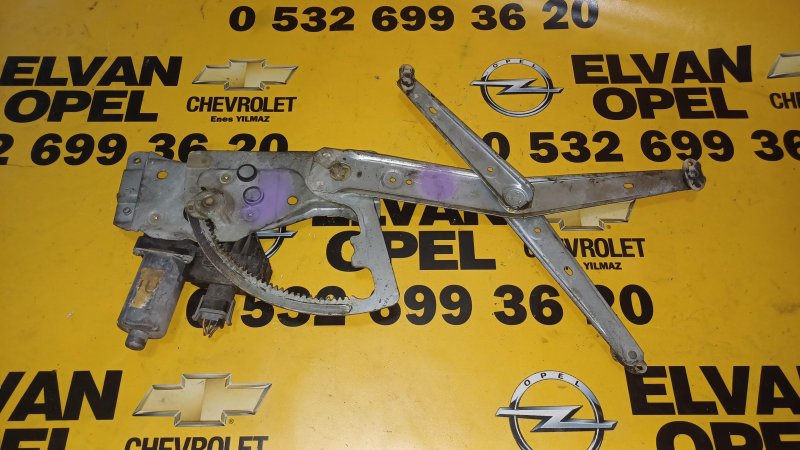 1994-2001 Opel Astra F Çıkma Sol Ön Cam Krikosu 