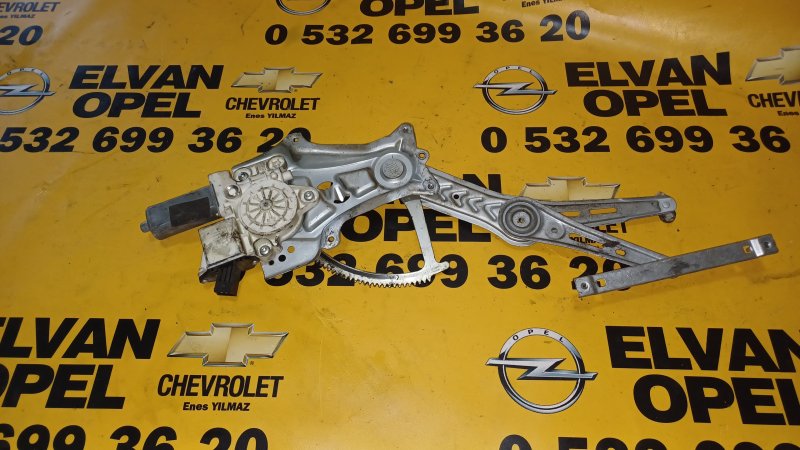 2002-2008 Opel Vectra C Çıkma Sağ Cam Krikosu