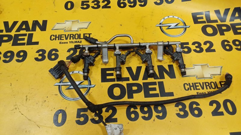 Opel İnsignia Çıkma Enjektör