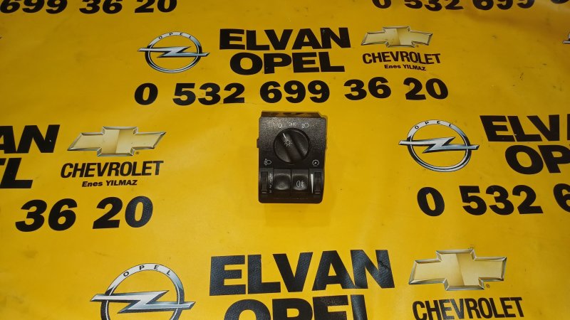 2001-2006 Opel Corsa C Çıkma Far Düğmesi