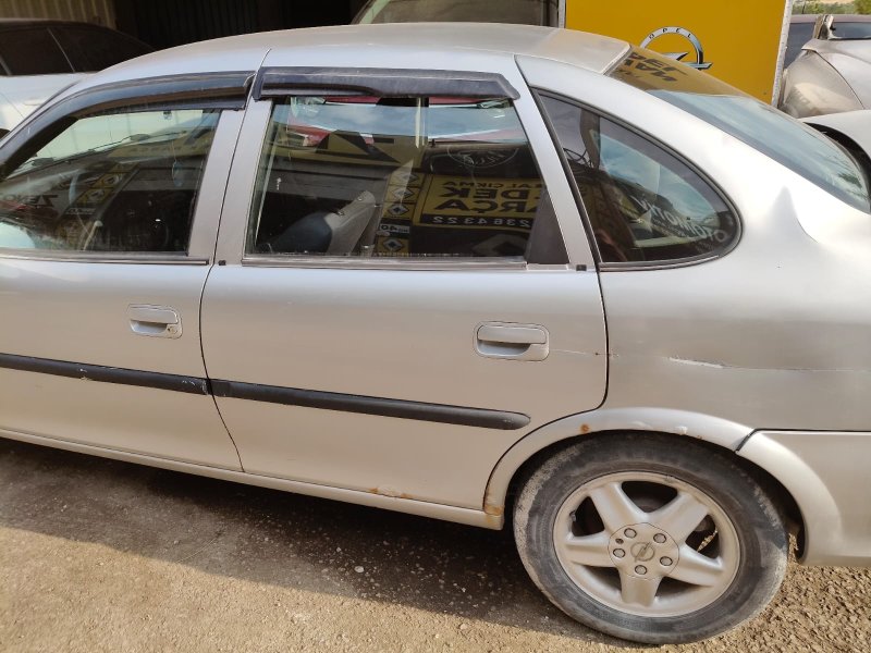 1996 - 2001 Opel Vectra B Çıkma Sol Arka Kapı - GM