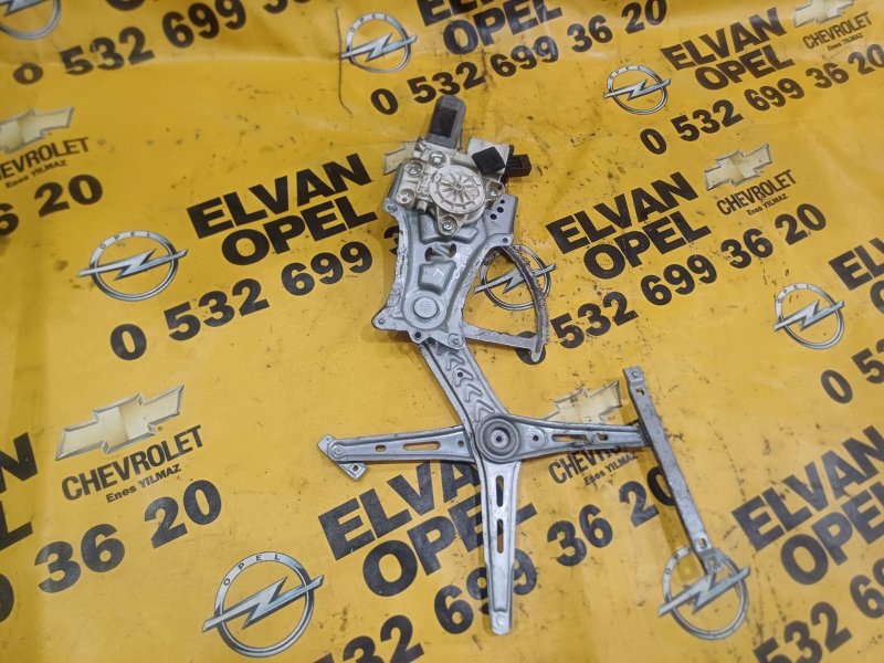 2011 - 2013 Chevrolet Aveo T300 Çıkma Sol Ön Cam Krikosu Sakarya