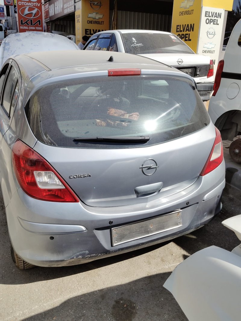 2007 - 2012 Opel Corsa D Çıkma Orjinal Bagaj Kapağı - İzmir