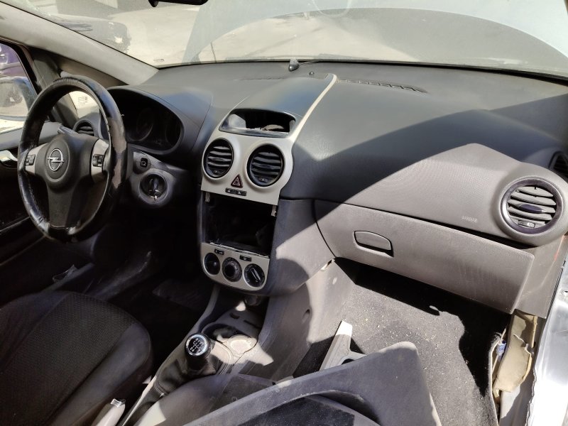 2007 - 2012 Opel Corsa D Çıkma Orjinal Torpido - GM