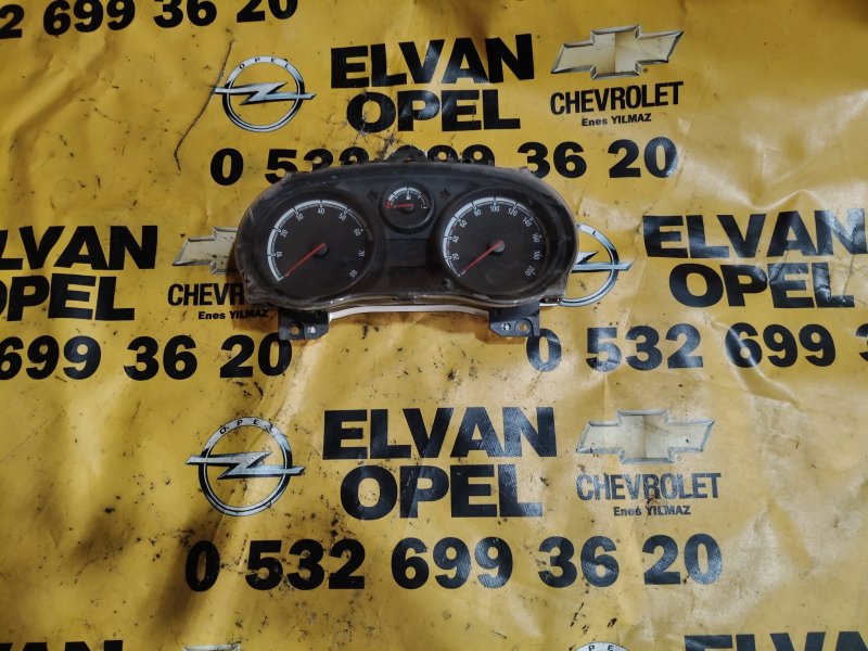 2007 - 2012 Opel Corsa D Çıkma Kilometre Saati