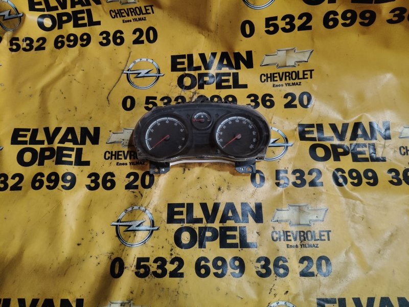 2007 - 2012 Opel Corsa D Çıkma Kilometre Saati