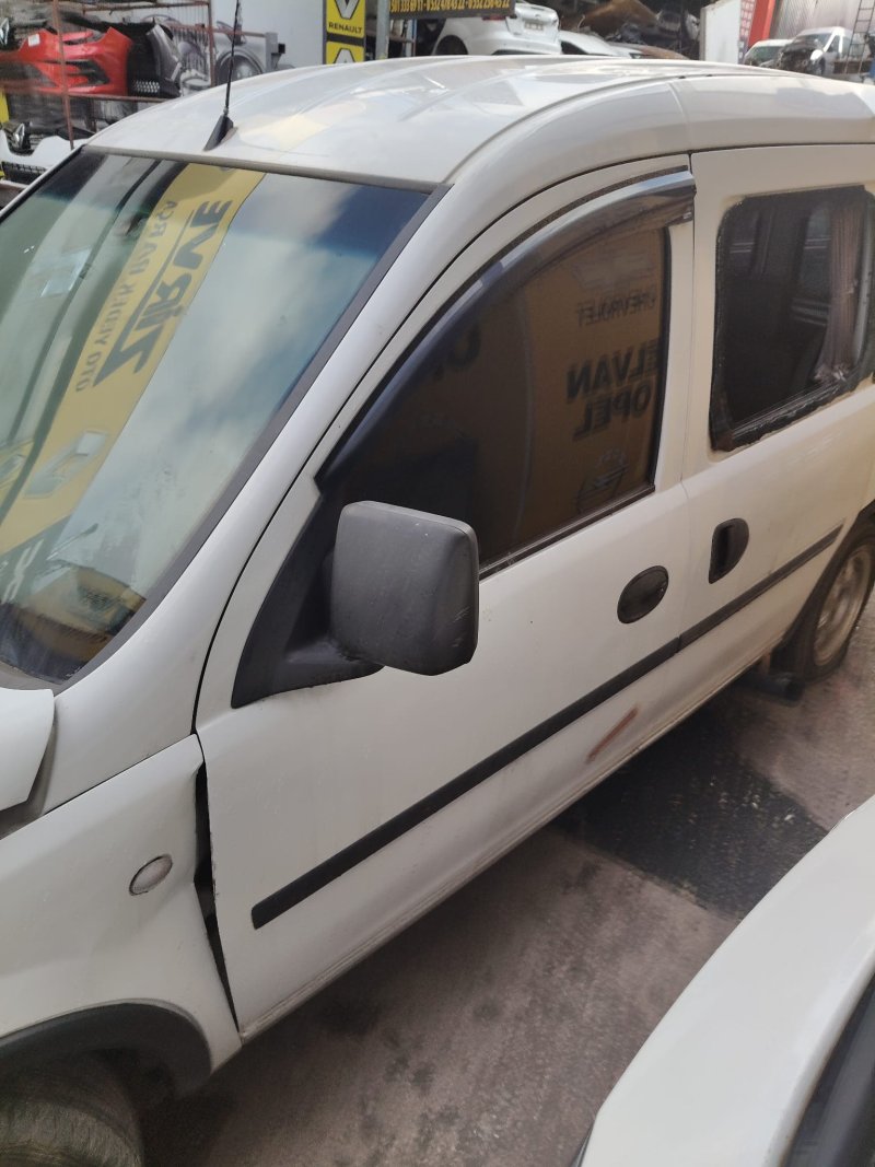 2002 - 2008 Opel Combo C Çıkma Sol Ön Kapı