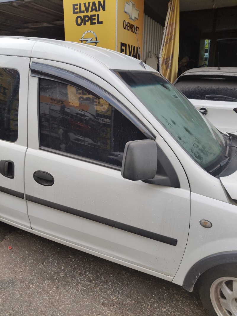 2002 - 2012 Opel Combo C Çıkma Sağ Ön Kapı