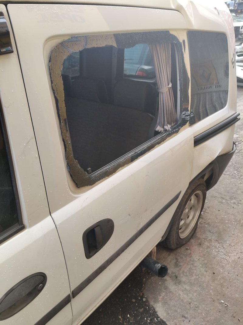 2002 -  2012 Opel Combo C Çıkma Sol Arka Kapı