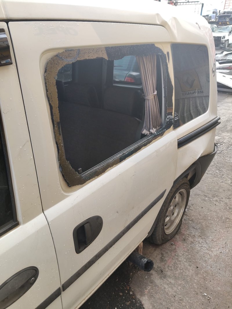 2002 - 2012 Opel Combo C Çıkma Sol Arka Kapı