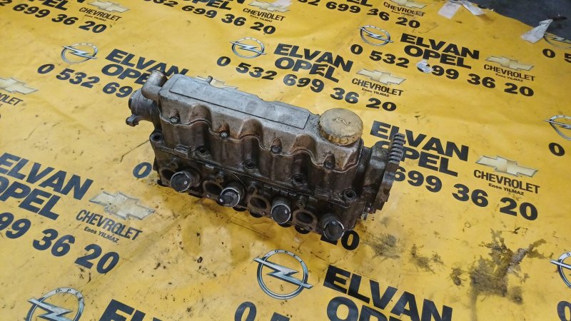 1994-1998 Opel Corsa B 1.4 8 V X14NZ-C14NZ Çıkma Silindir Kapağı