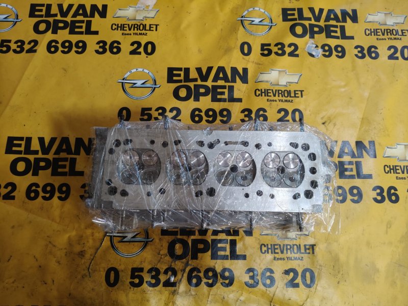 2001-2004 Opel Astra G 1.6 16 V Çıkma Silindir Kapağı - Z16XEL